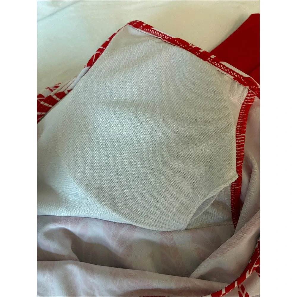 Amazon Medium Two Piece Tankini Set Red White Flattering Resort Vacation‎ Cruise